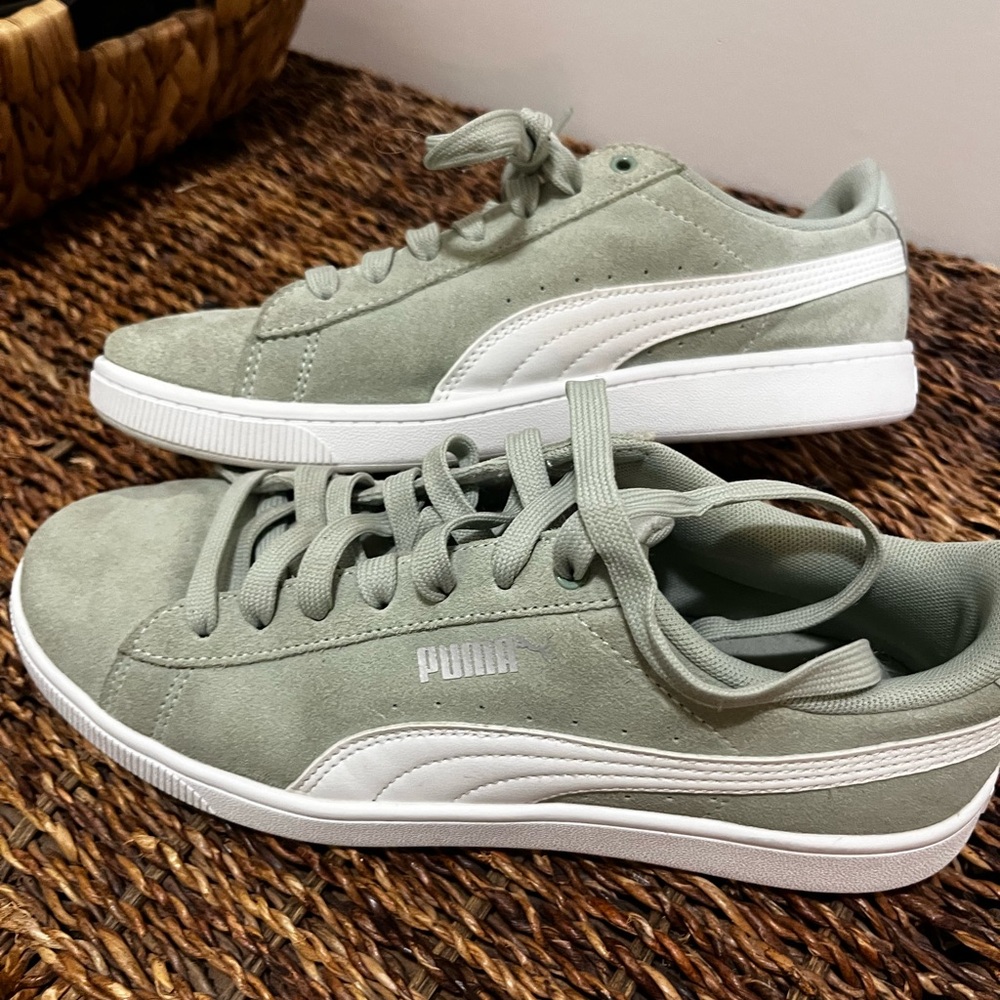 Puma Classic Suede Shoes in Light Green and White